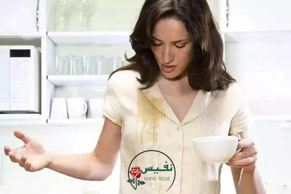 راهکارهای ساده و مؤثر برای پاک‌سازی لکه‌های سخت از روی ساتن! 